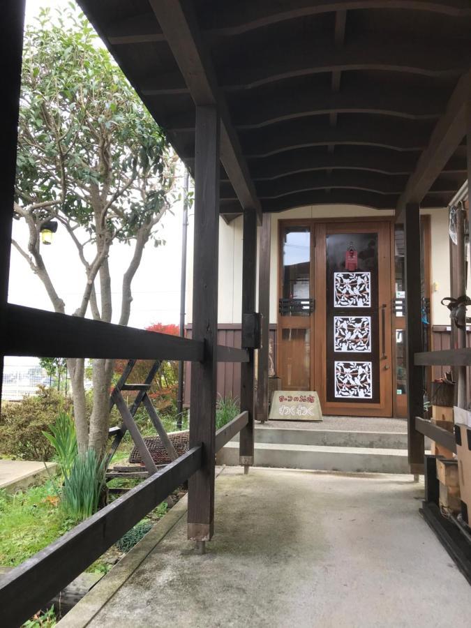 ヨーコのお宿 わくわく Toyama Station Buitenkant foto