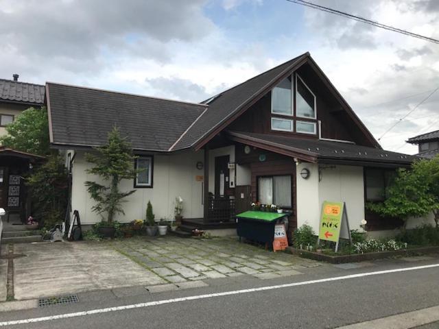 ヨーコのお宿 わくわく Toyama Station Buitenkant foto